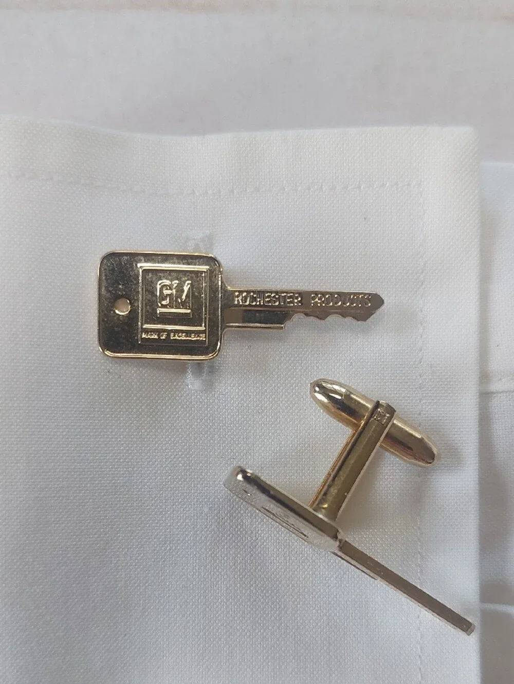 Gold GM Key-Shaped Rochester Products Cufflinks - Men Accessories